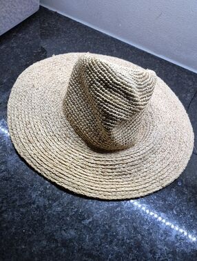 💙 aerie Natural Straw Floppy Brim Sun Hat